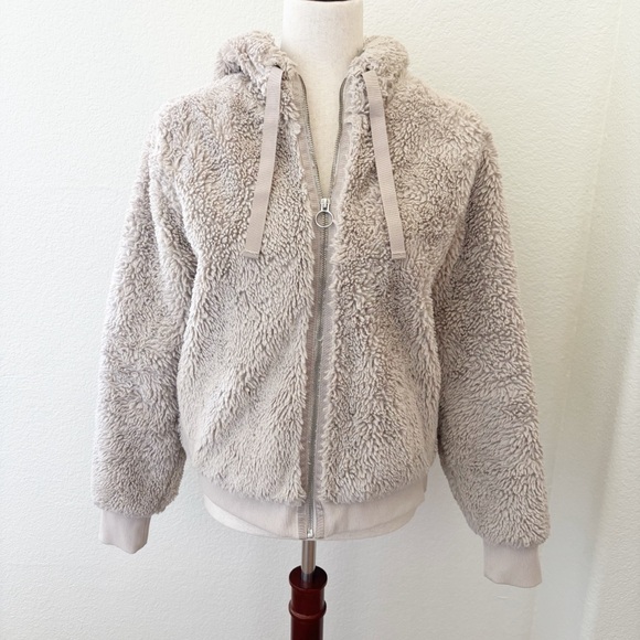 Athleta Ritual Faux Fur zip up jacket with hood Size Medium - Picture 2 of 10